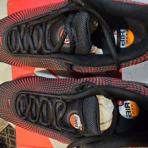 Nike Air Max DN Running Shoes Black / Red Mens Sneake Sz 11 HV5235 002 NEW - Picture 8 of 16